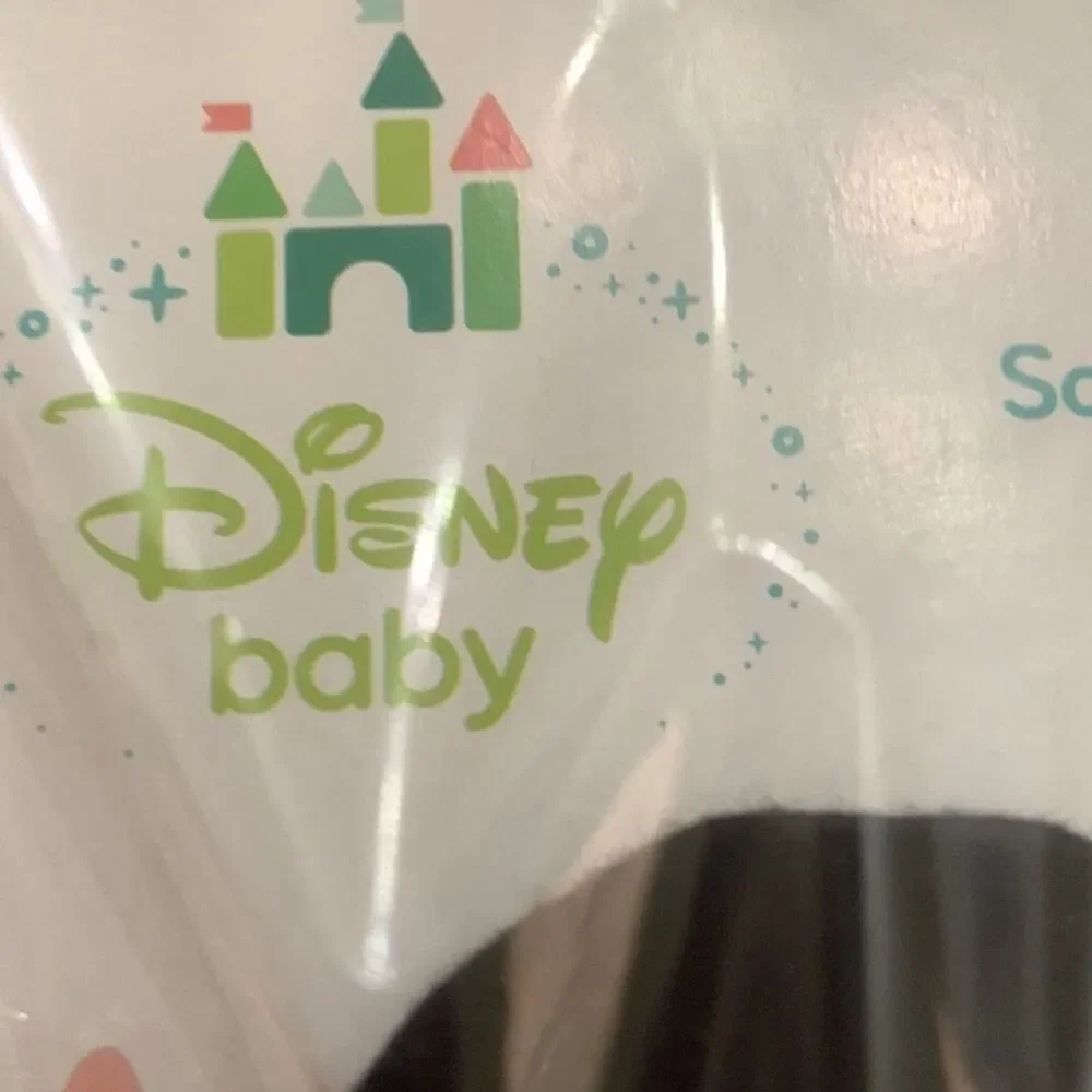 Disney baby Minnie Mouse Bib and  Hat size 0+ New
